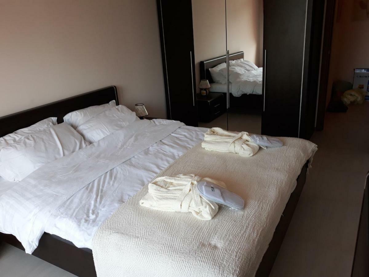 Apartament Grand Kamelia Apartment ซันนีบีช ภายนอก รูปภาพ